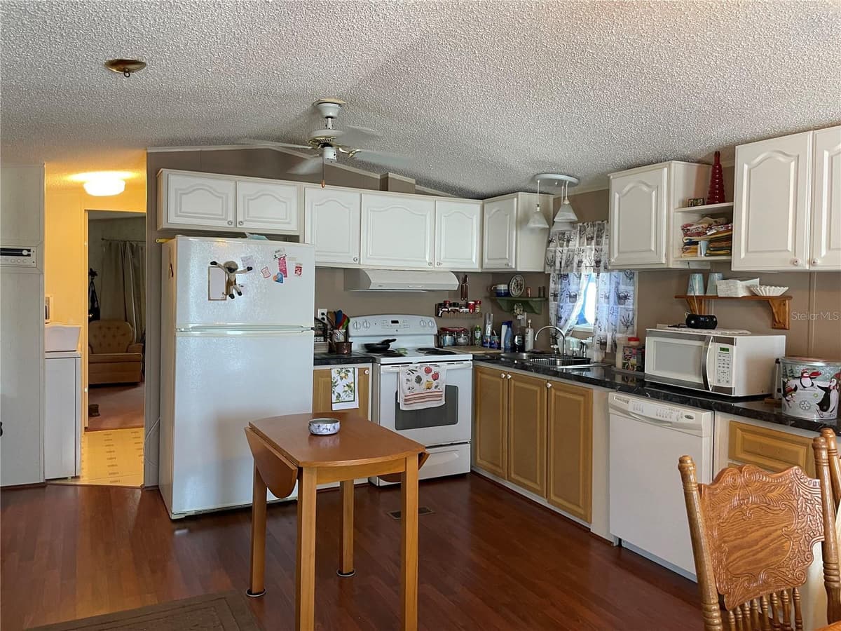 251 PATTERSON ROAD — photo 8 of 18
