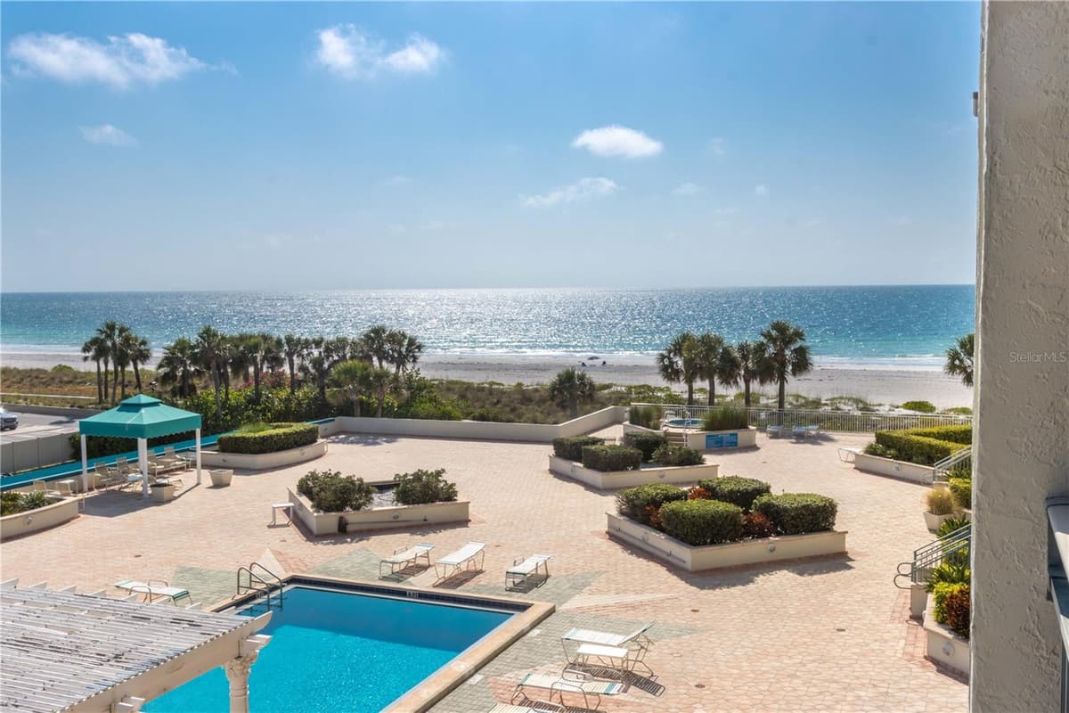 1380 GULF BOULEVARD — photo 34 of 71