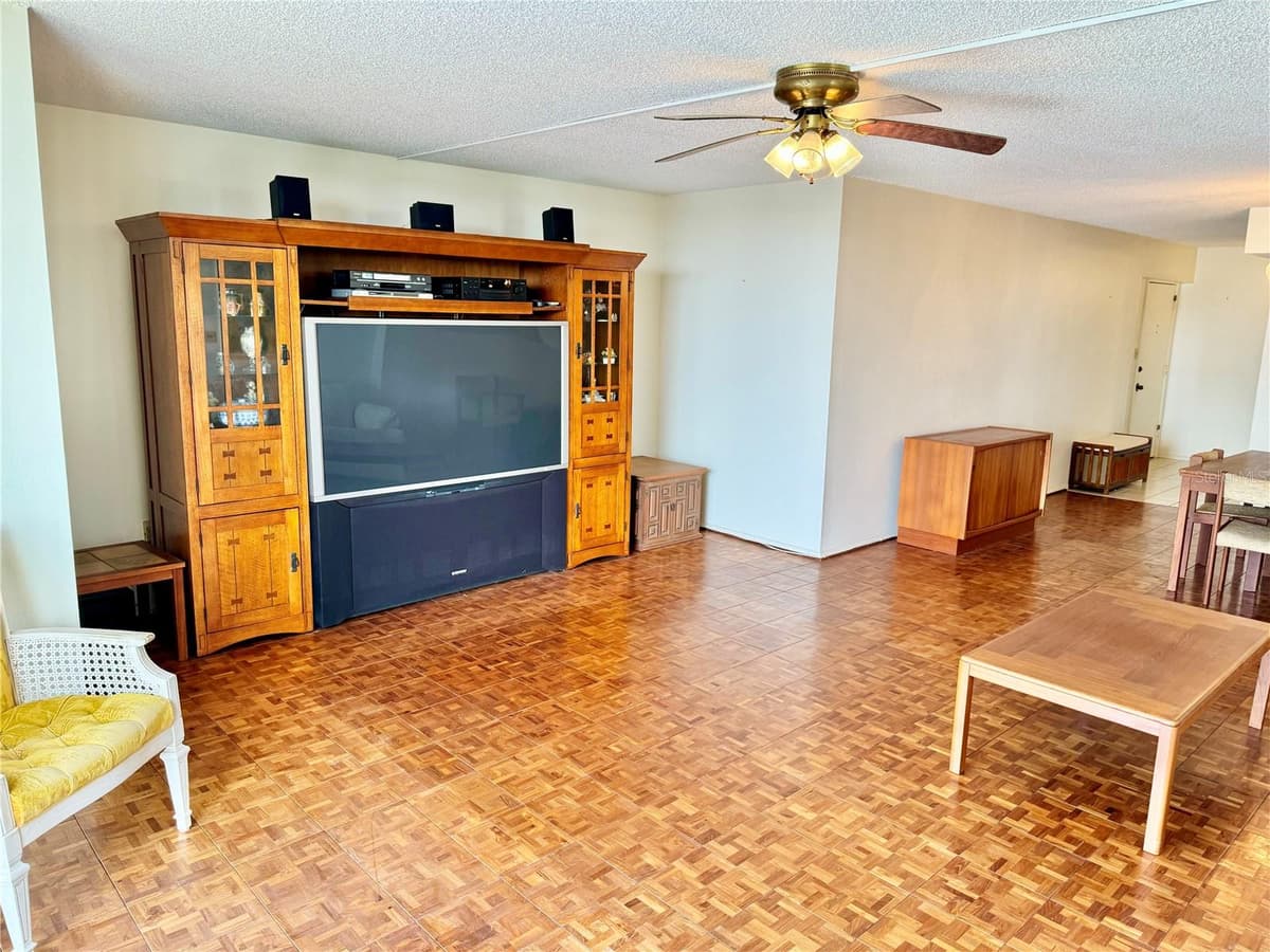 1380 GULF BOULEVARD — photo 43 of 71