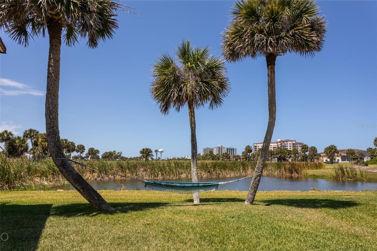 23 OCEAN PALM VILLA DRIVE — photo 14 of 33
