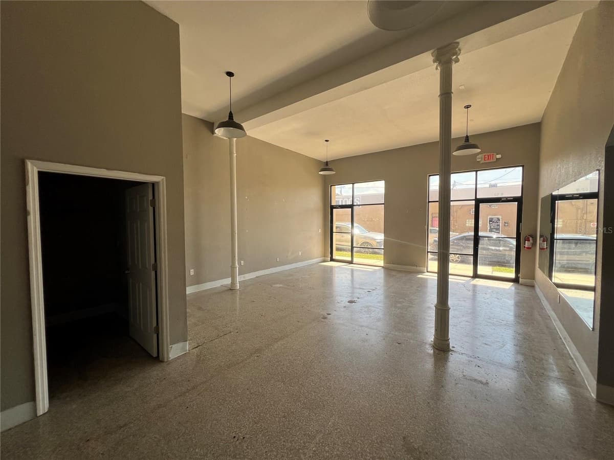 2100 MAIN STREET — photo 8 of 10