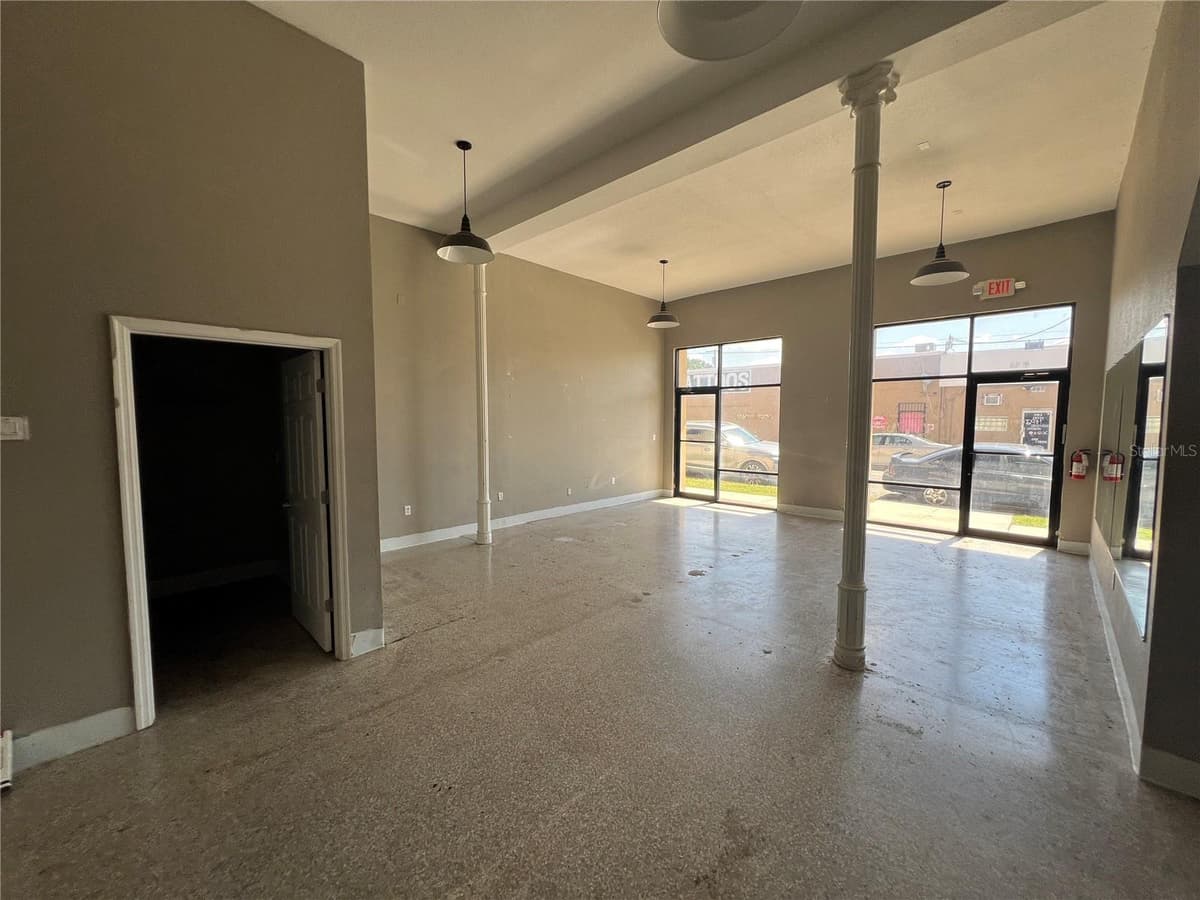 2100 MAIN STREET — photo 10 of 10