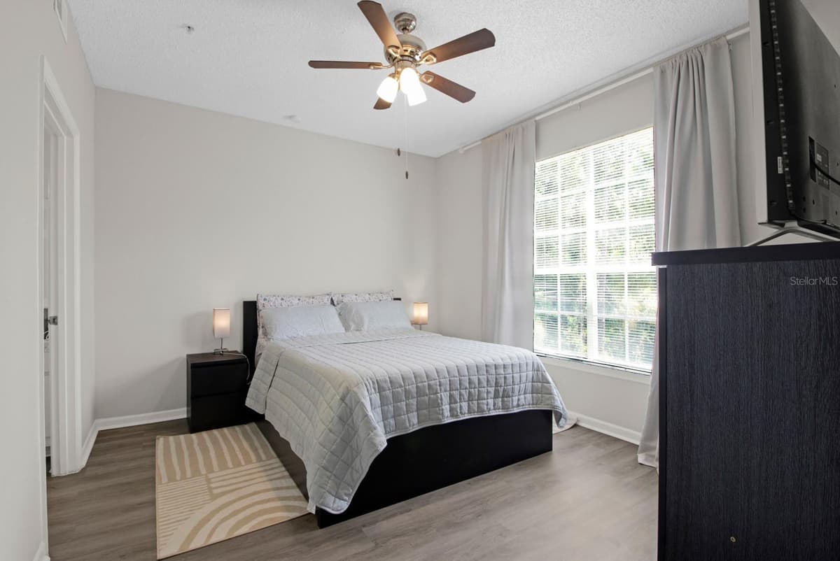 13103 MULBERRY PARK DRIVE — photo 14 of 27