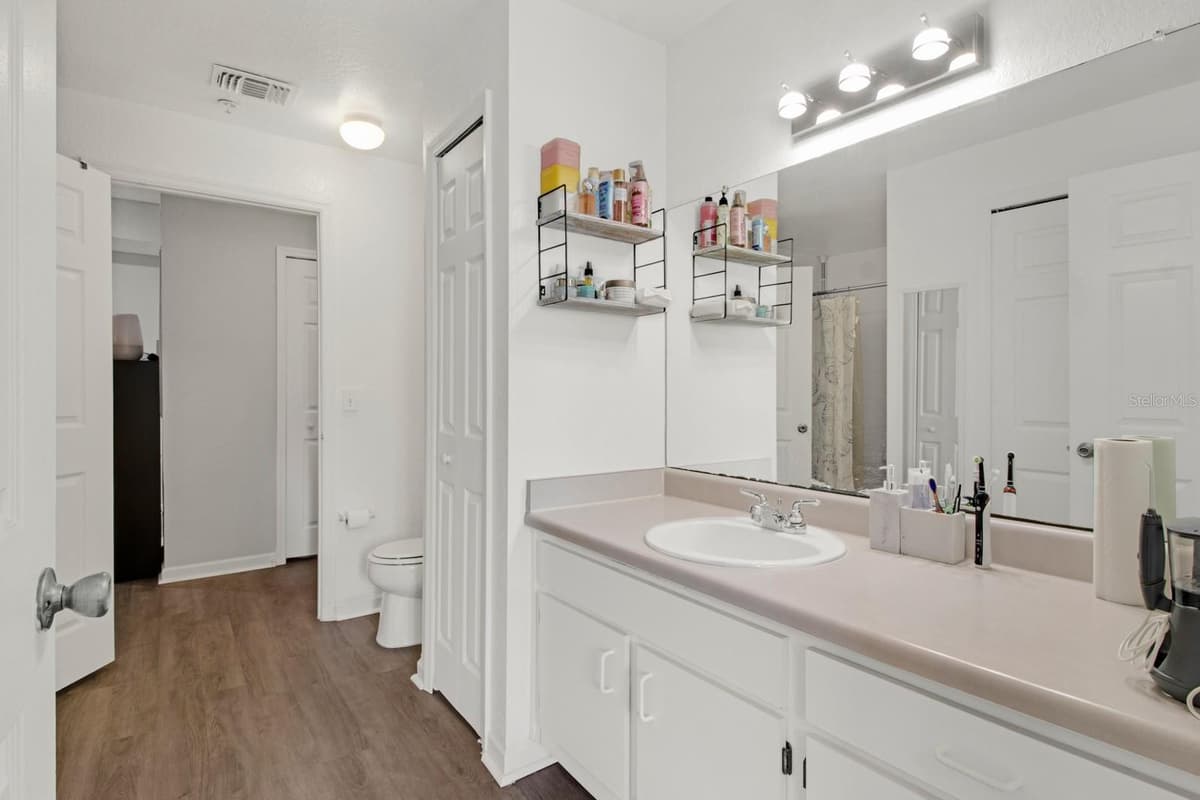 13103 MULBERRY PARK DRIVE — photo 16 of 27
