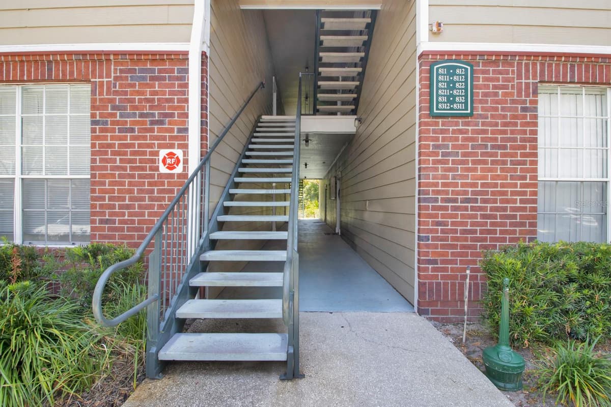 13103 MULBERRY PARK DRIVE — photo 21 of 27