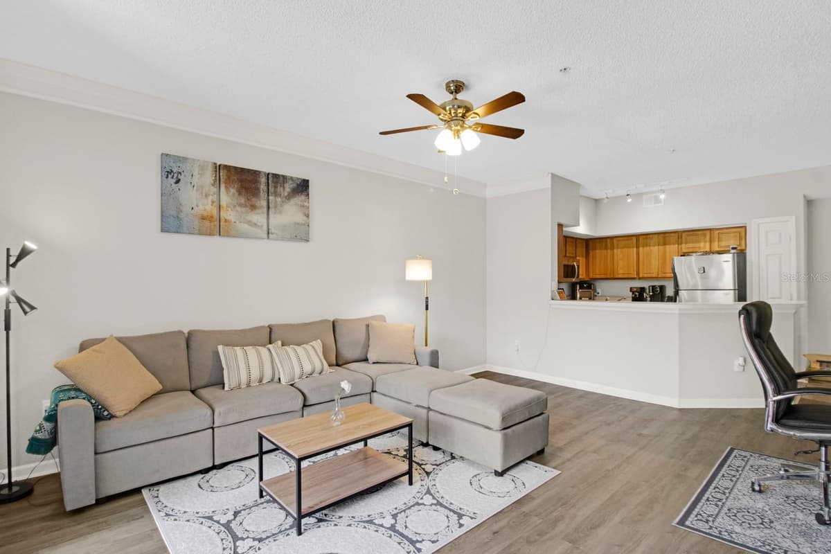 13103 MULBERRY PARK DRIVE — photo 12 of 27