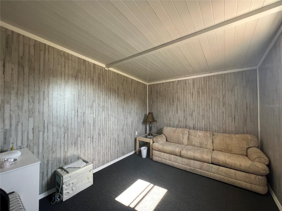 1360 IBIS DRIVE — photo 14 of 20