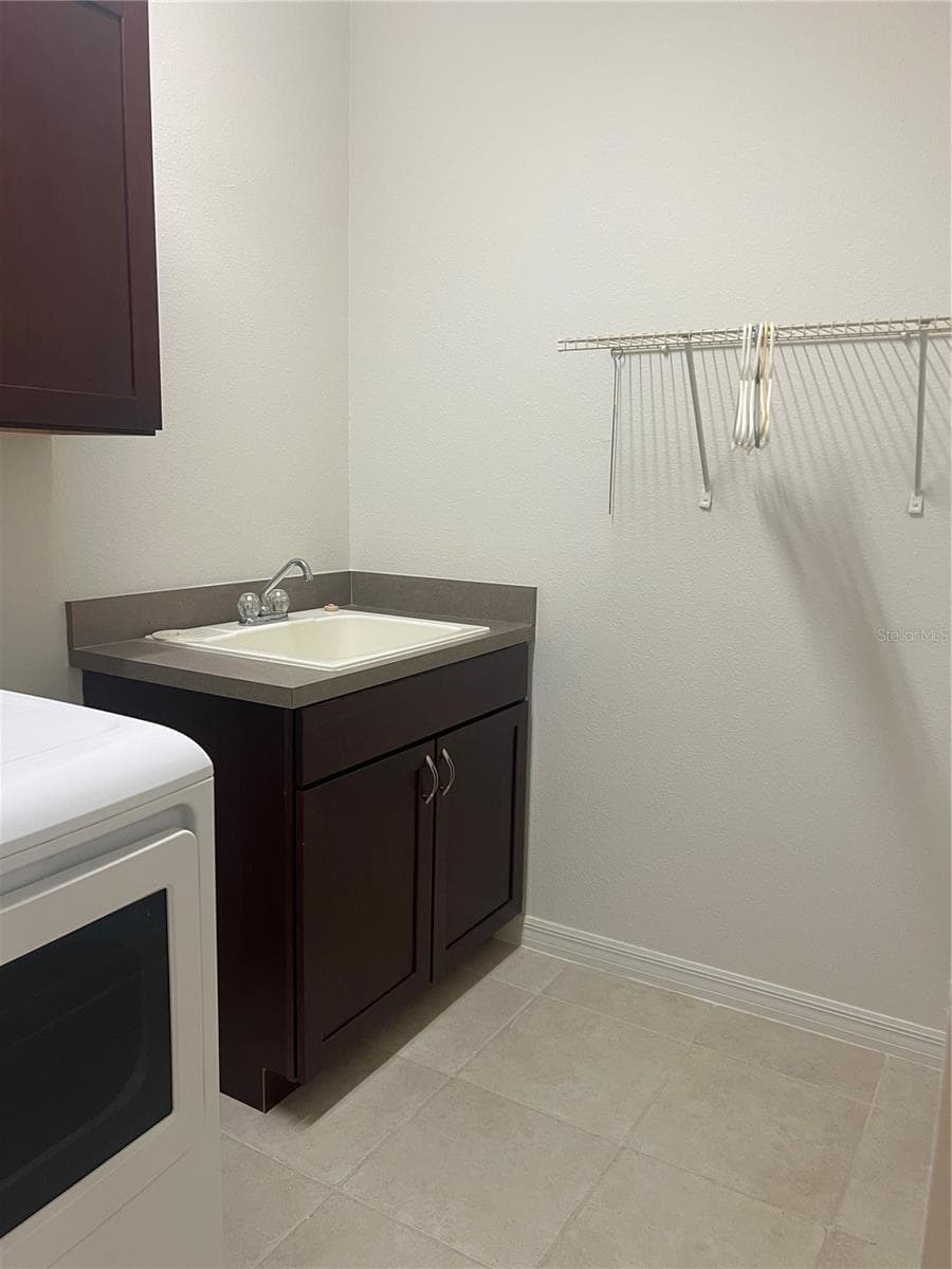 1498 MASENO DRIVE — photo 27 of 40