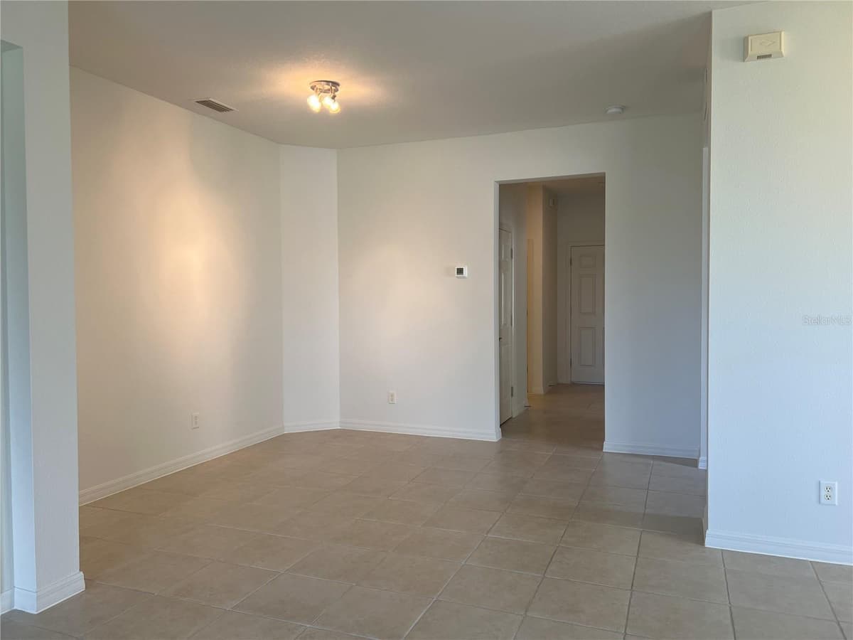 1498 MASENO DRIVE — photo 3 of 40