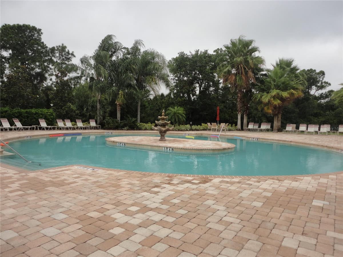 1498 MASENO DRIVE — photo 34 of 40