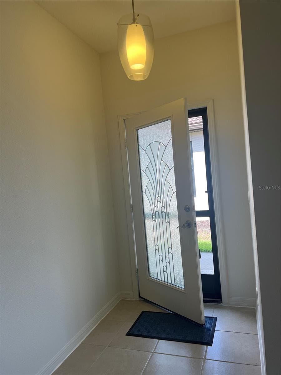 1498 MASENO DRIVE — photo 2 of 40