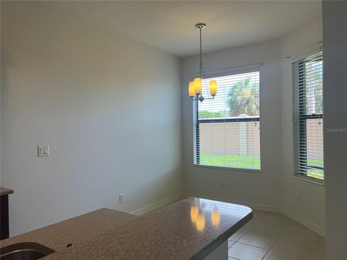 1498 MASENO DRIVE — photo 12 of 40