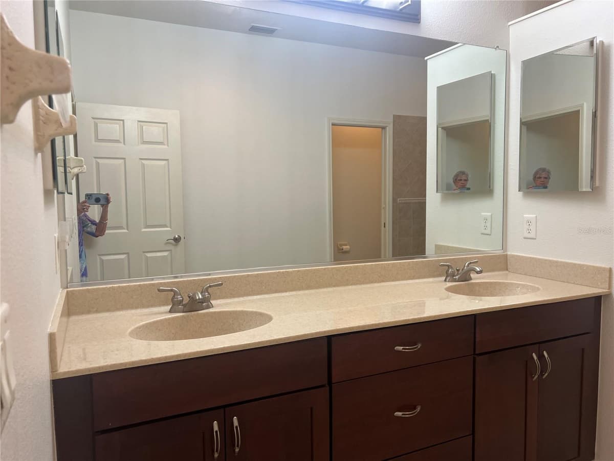 1498 MASENO DRIVE — photo 14 of 40