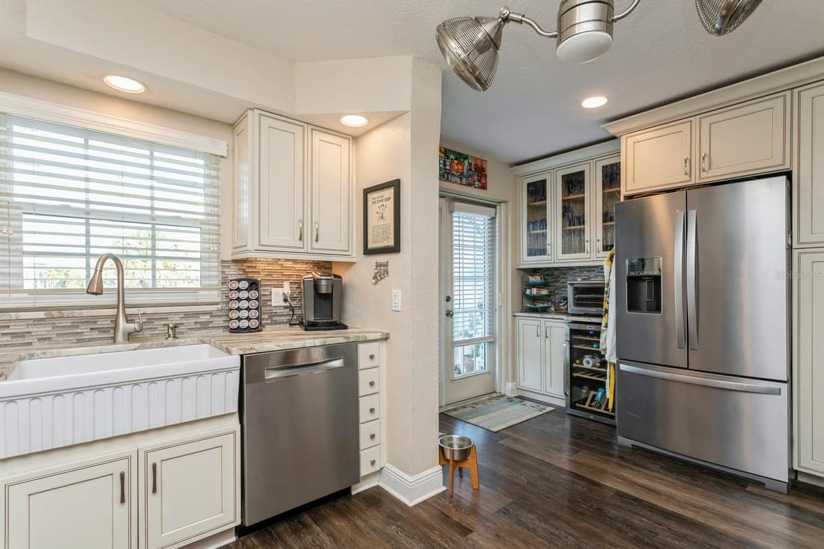 9166 BLIND PASS ROAD — photo 11 of 37
