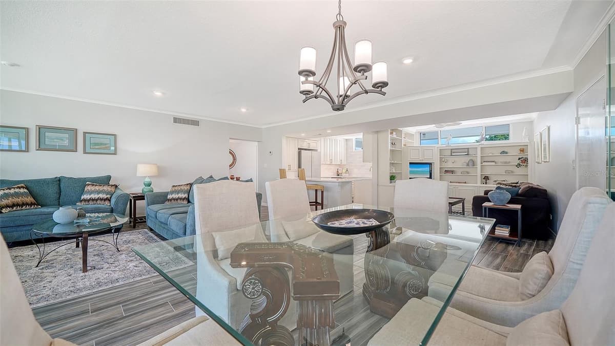 100 SANDS POINT ROAD — photo 12 of 49