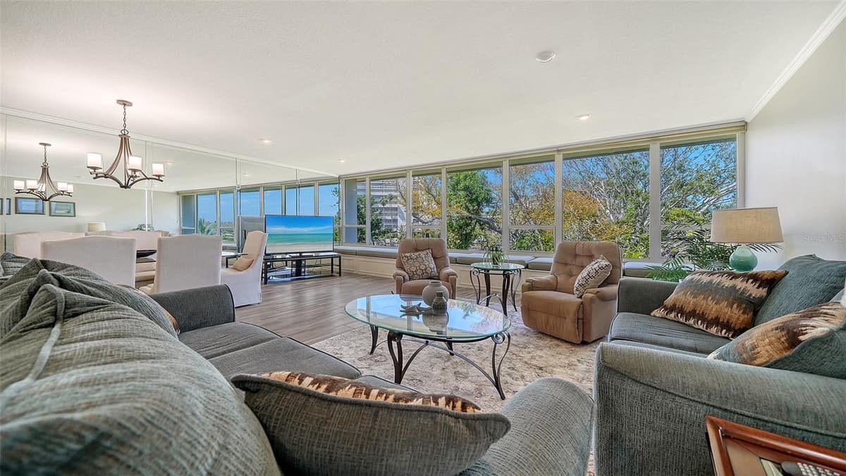100 SANDS POINT ROAD — photo 9 of 49