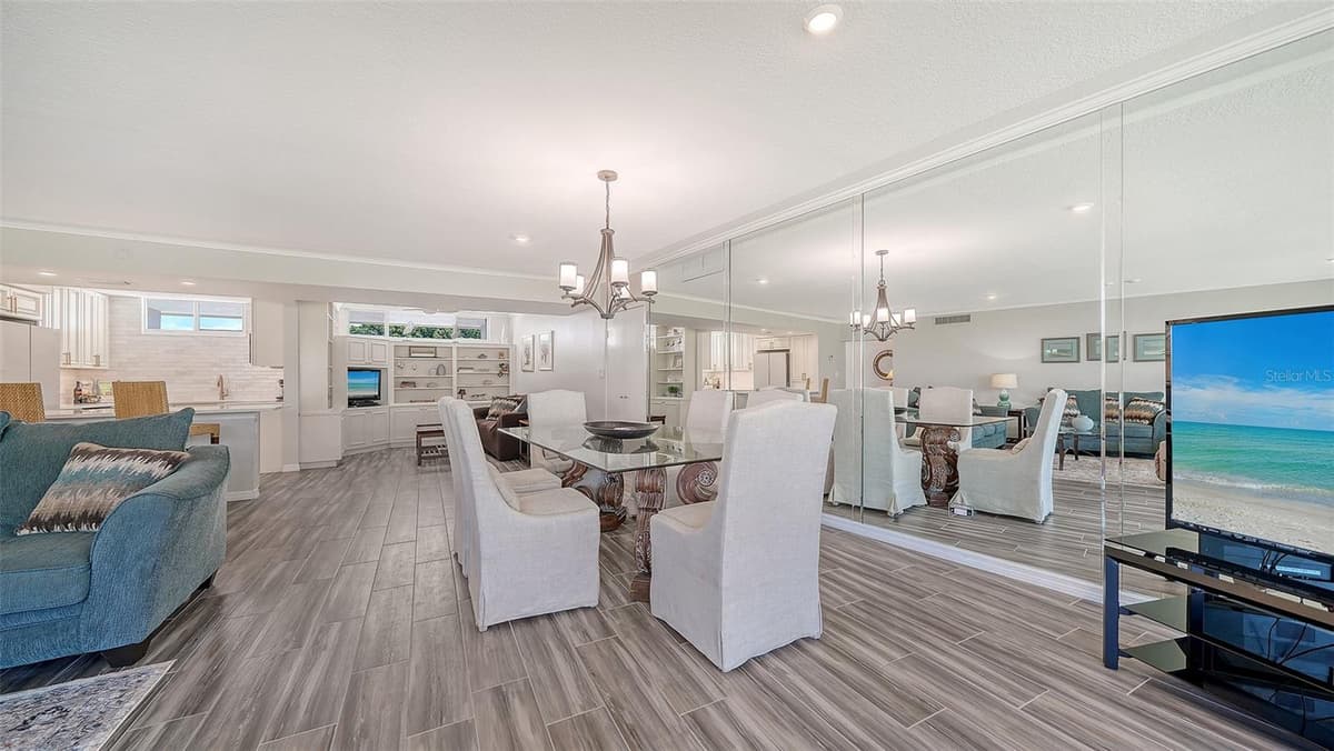 100 SANDS POINT ROAD — photo 11 of 49