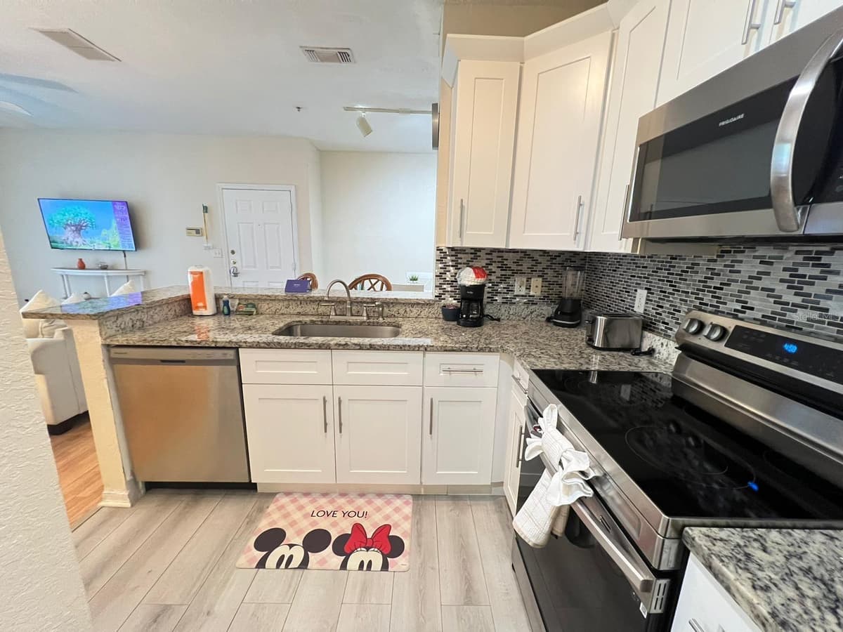 8826 DUNES COURT — photo 4 of 17