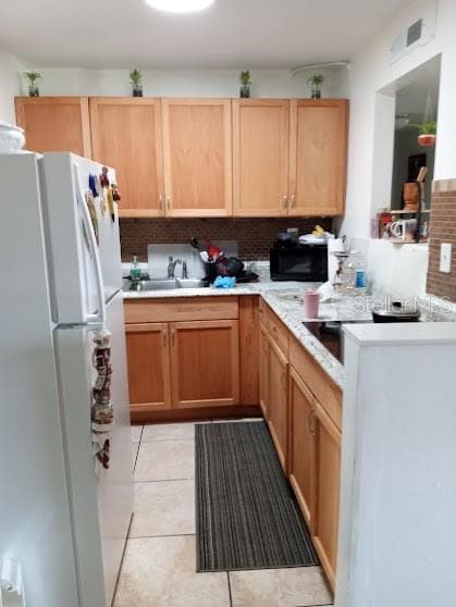 933 OAK RIDGE ROAD — photo 4 of 6