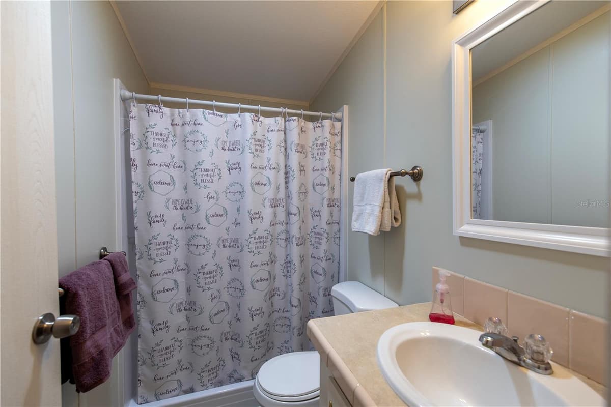 23 HOLLAND DRIVE — photo 18 of 28