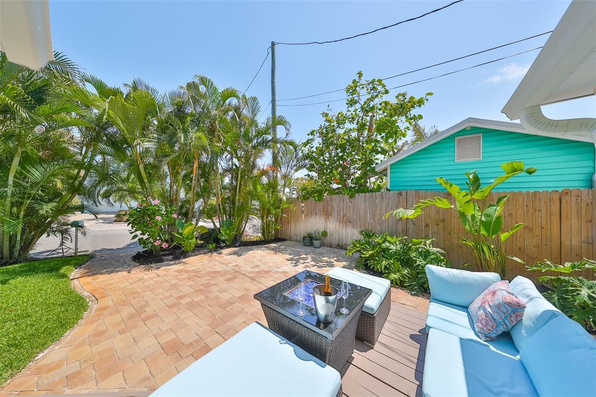 13004 BOCA CIEGA AVENUE — photo 38 of 45