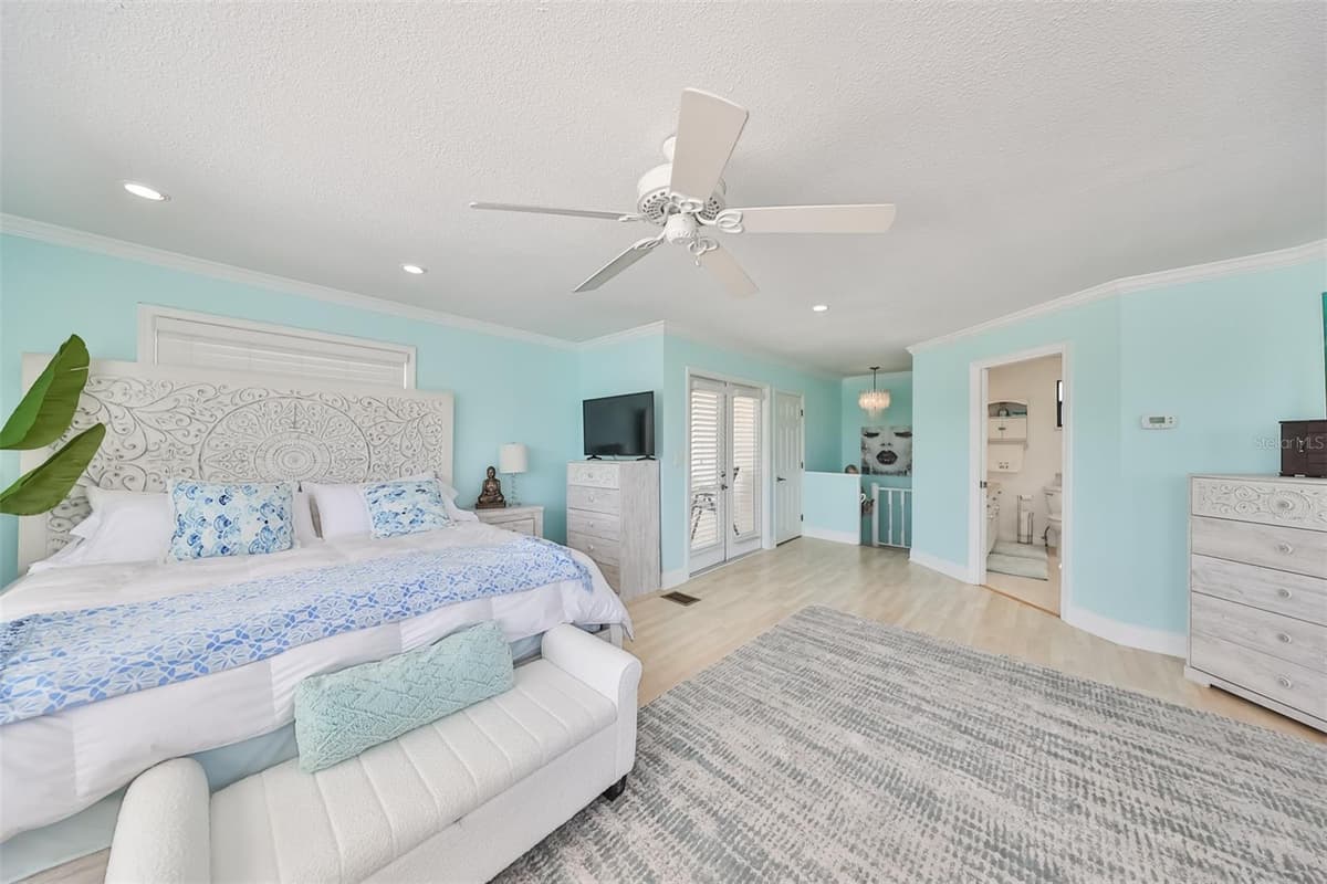 13004 BOCA CIEGA AVENUE — photo 23 of 45