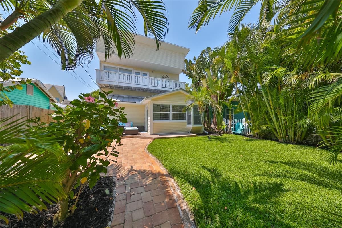13004 BOCA CIEGA AVENUE — photo 2 of 45