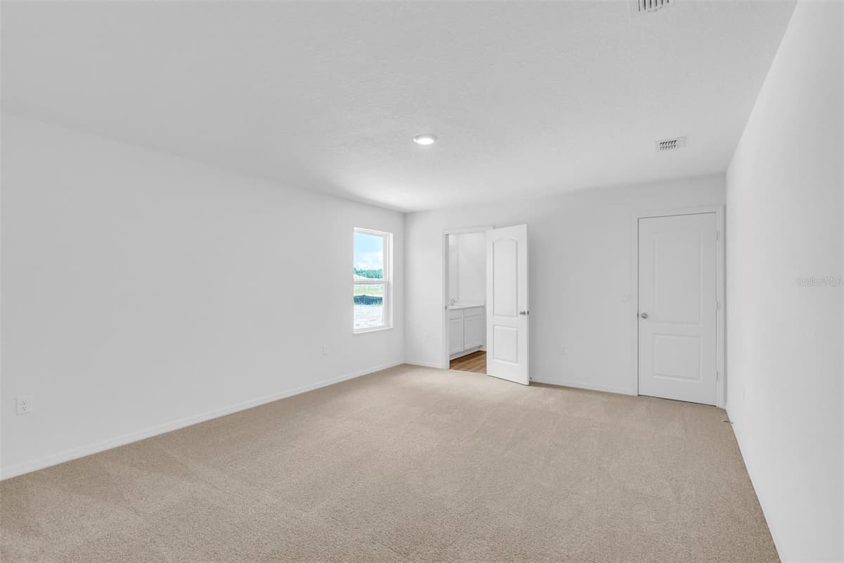 14192 44TH COURT — photo 9 of 15