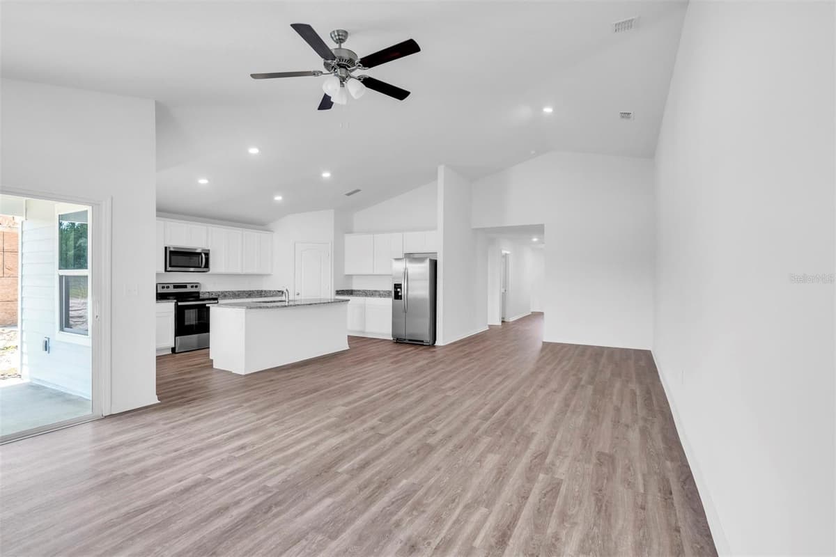 14192 44TH COURT — photo 3 of 15