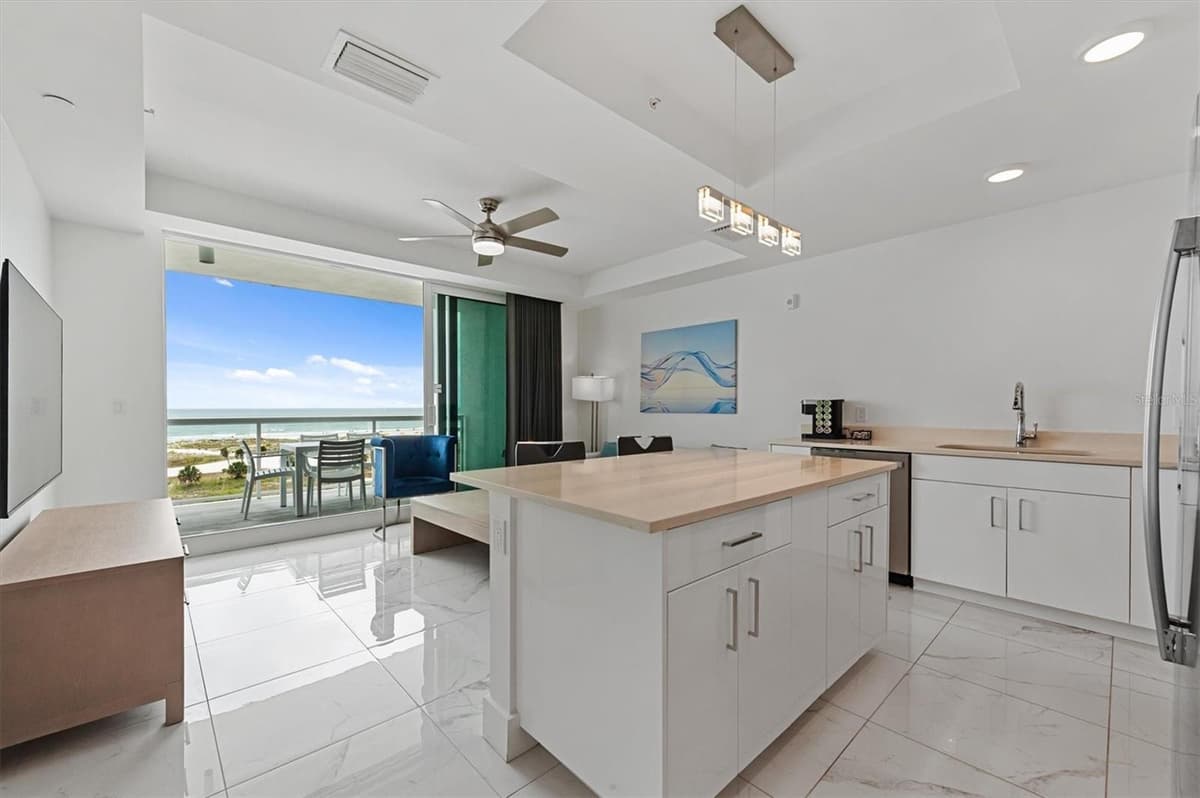 11500 GULF BOULEVARD — photo 2 of 43