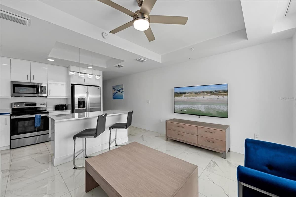 11500 GULF BOULEVARD — photo 12 of 43