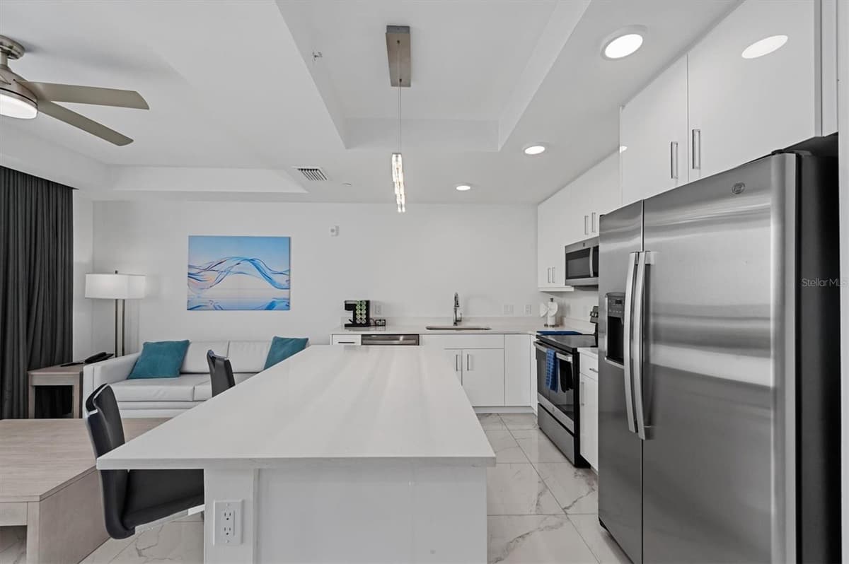 11500 GULF BOULEVARD — photo 7 of 43