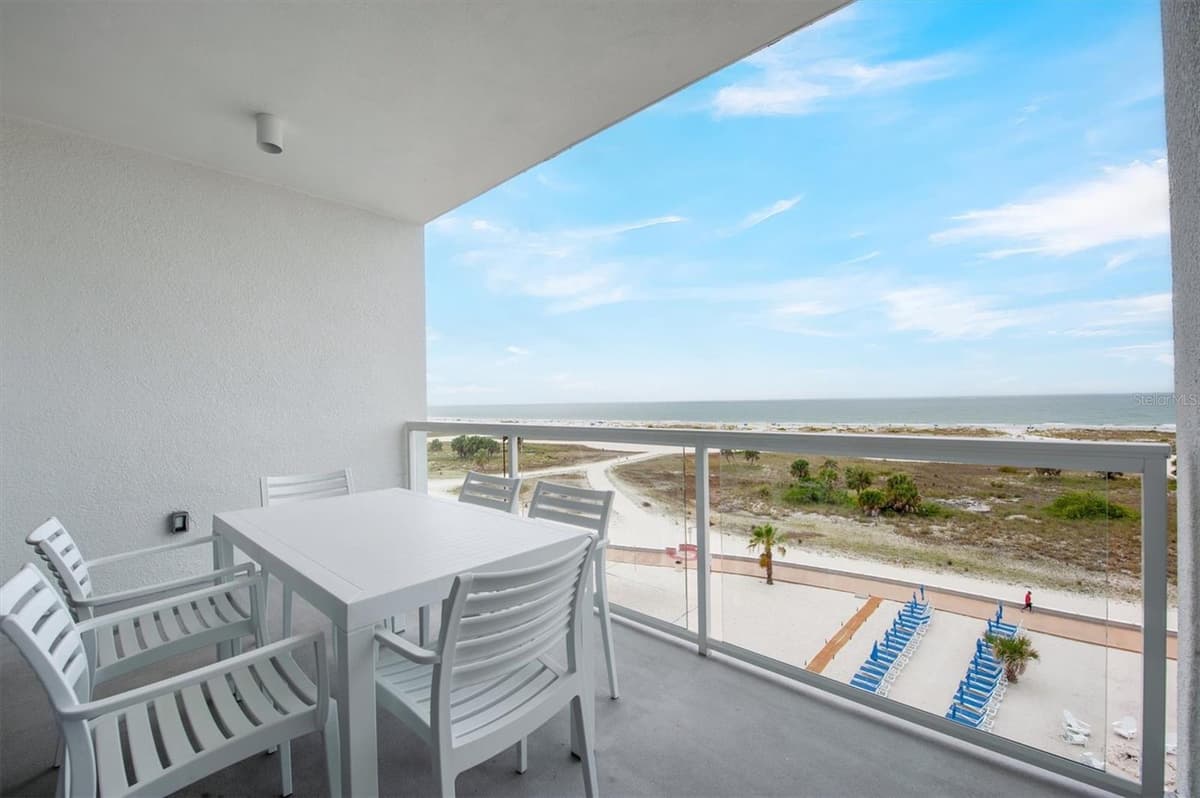 11500 GULF BOULEVARD — photo 13 of 43