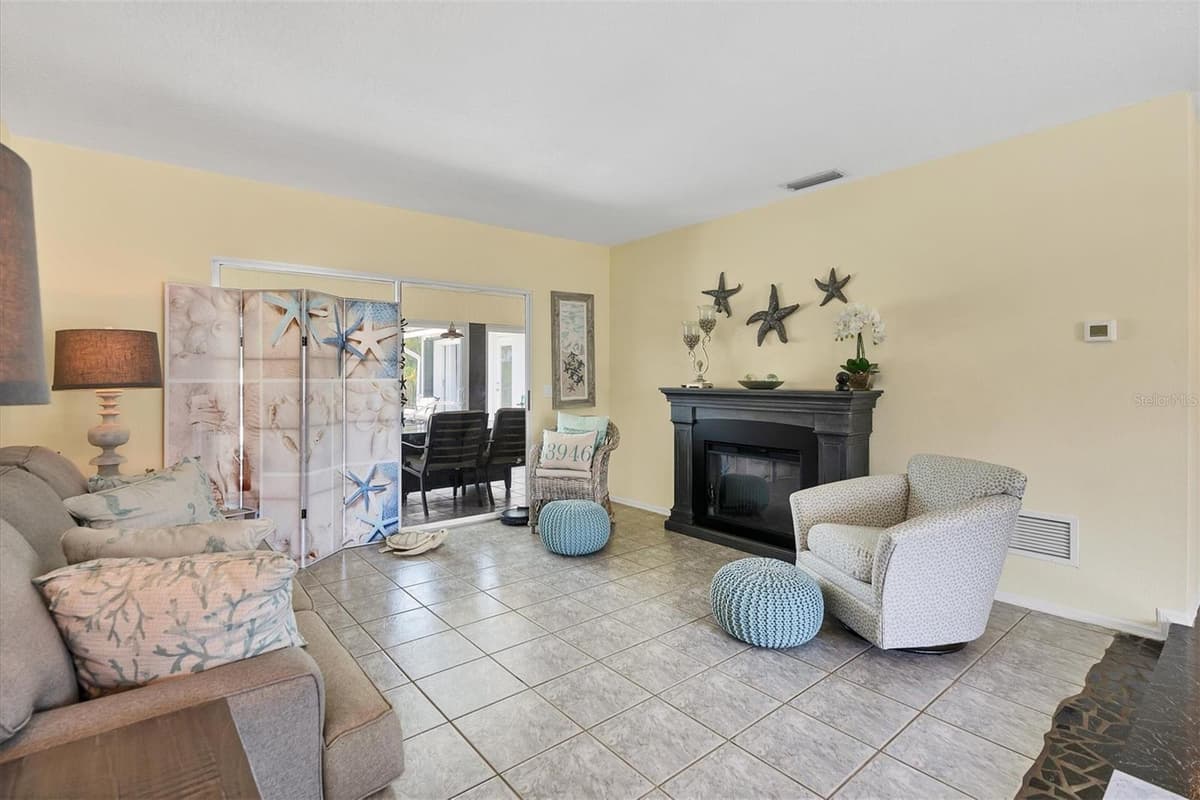 245 SPANIARDS ROAD — photo 19 of 65
