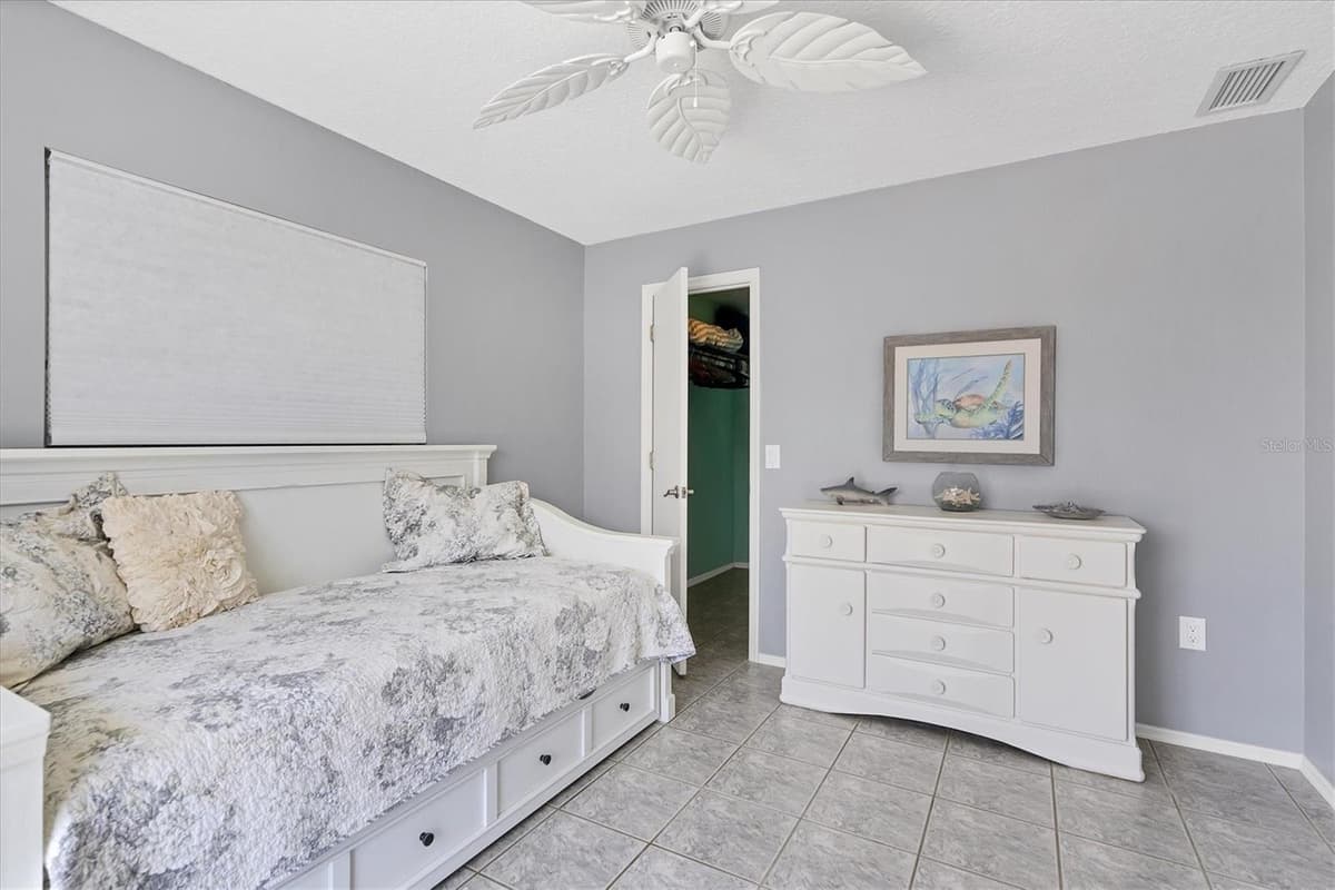 245 SPANIARDS ROAD — photo 32 of 65