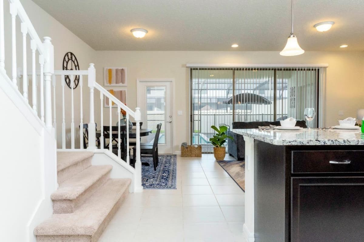 2429 DUBAI STREET — photo 10 of 28