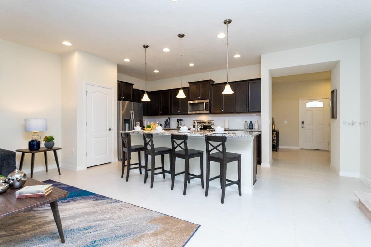 2429 DUBAI STREET — photo 6 of 28