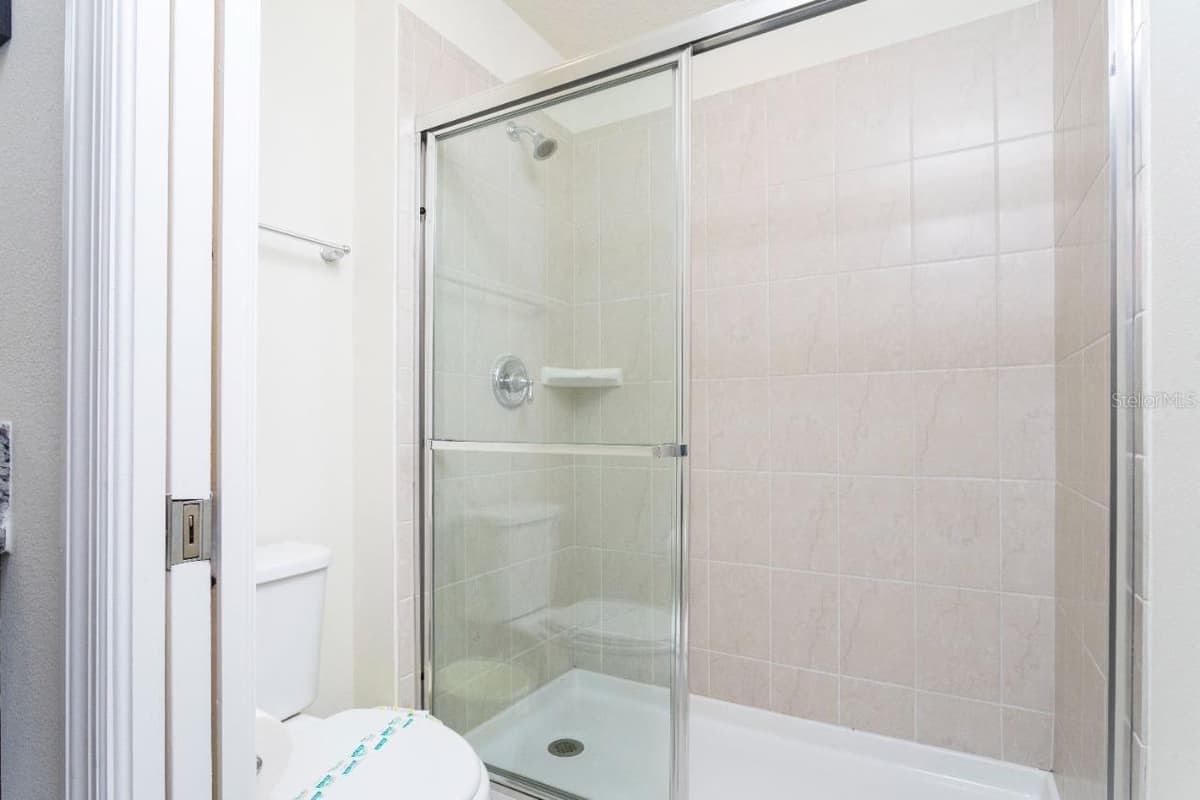 2429 DUBAI STREET — photo 13 of 28