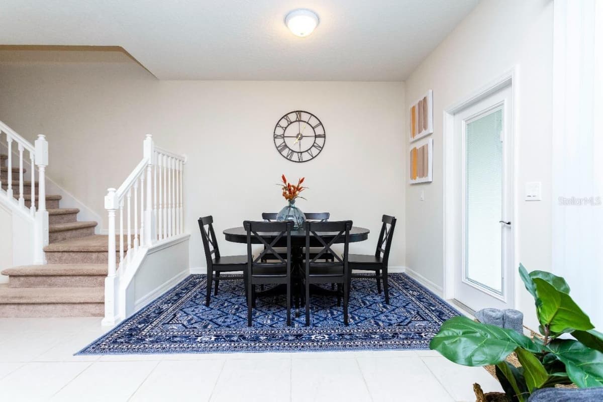 2429 DUBAI STREET — photo 8 of 28