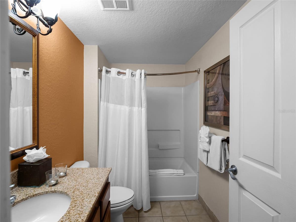 12539 FLORIDAYS RESORT DRIVE — photo 24 of 39