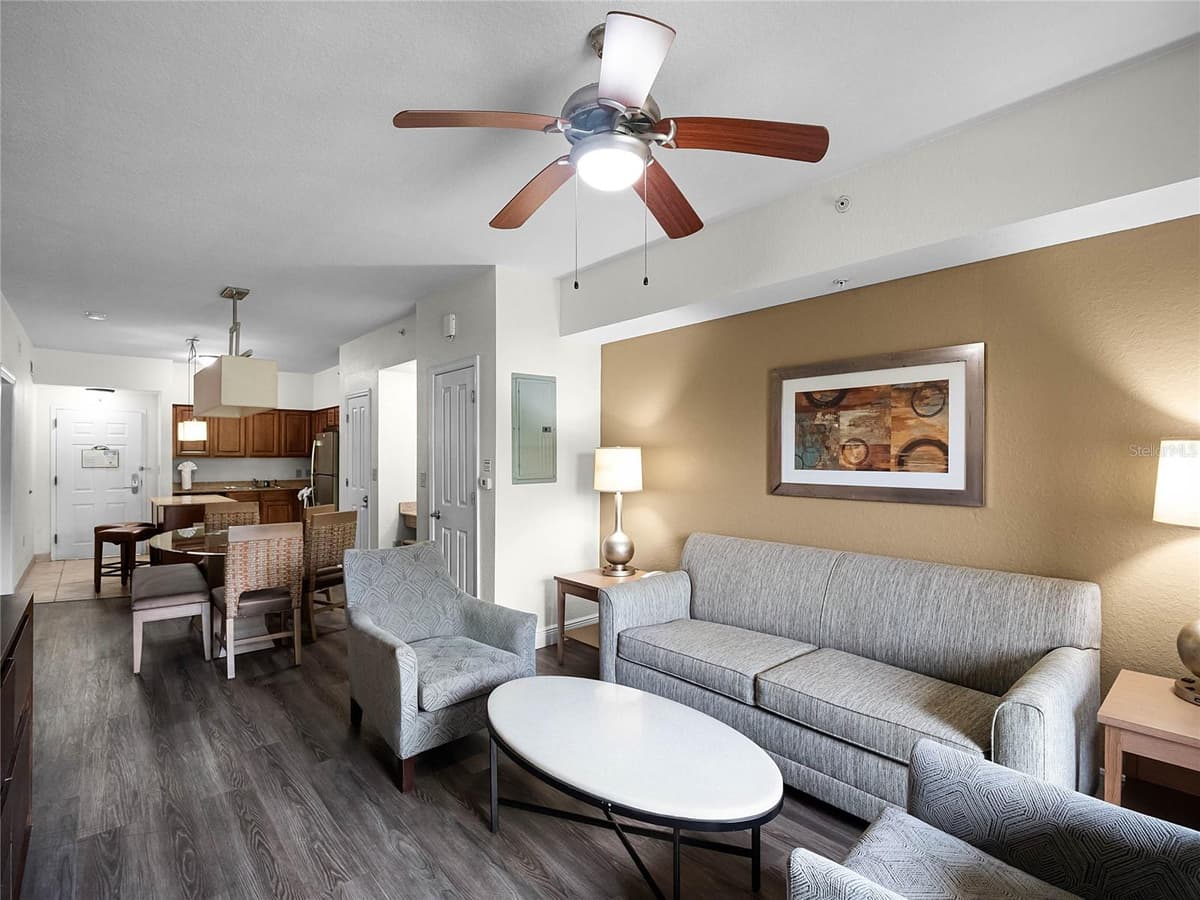 12539 FLORIDAYS RESORT DRIVE — photo 14 of 39