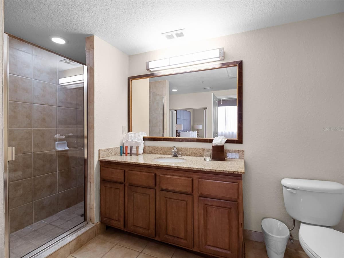 12539 FLORIDAYS RESORT DRIVE — photo 19 of 39