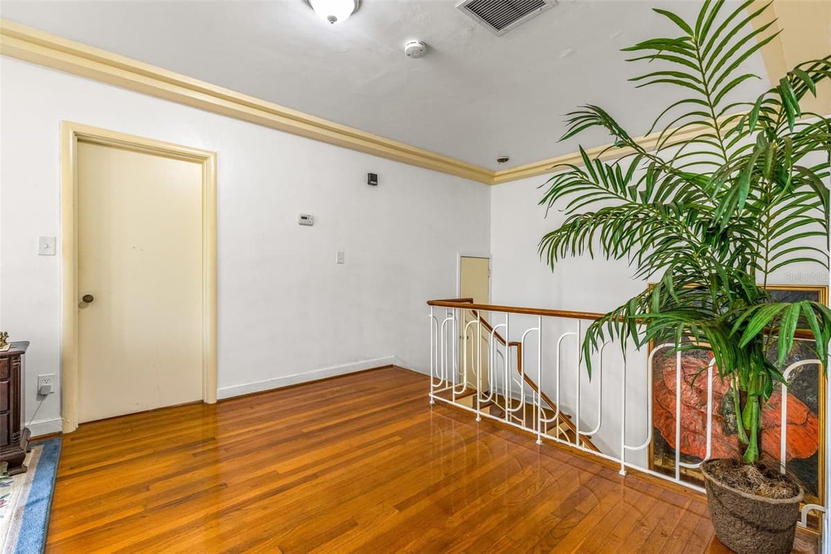 803 BAYSHORE BOULEVARD — photo 45 of 79