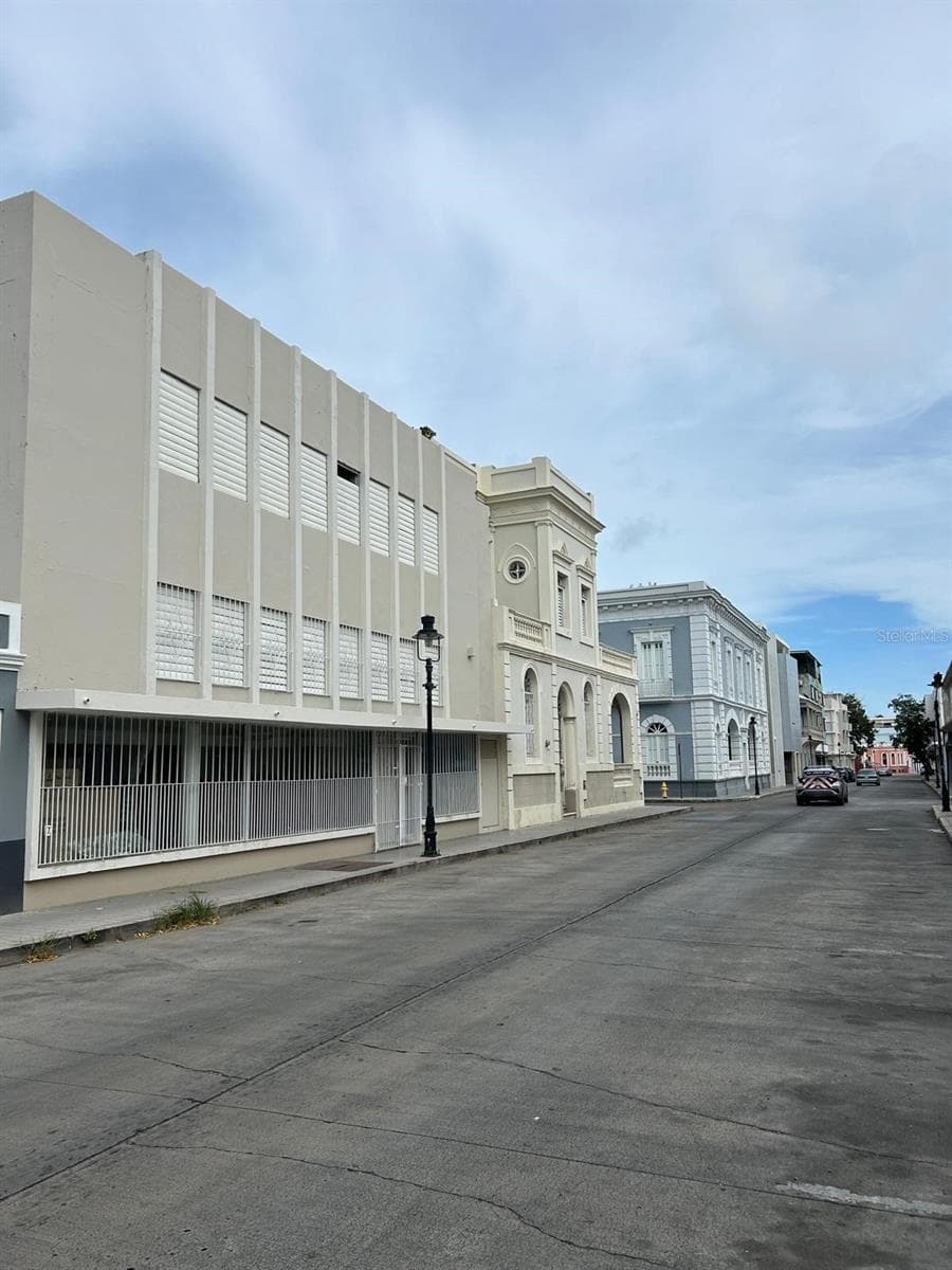 #56 MAYOR STREET — photo 2 of 19