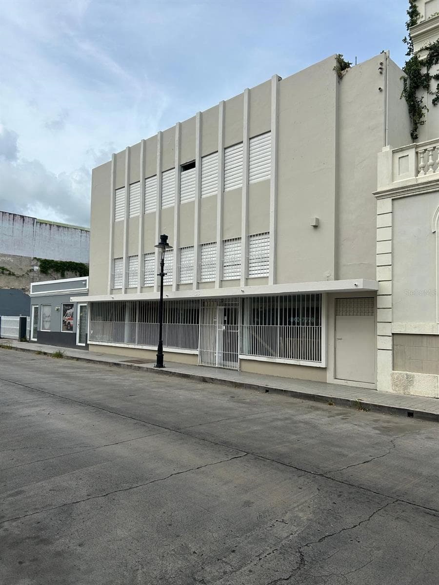 #56 MAYOR STREET — photo 3 of 19