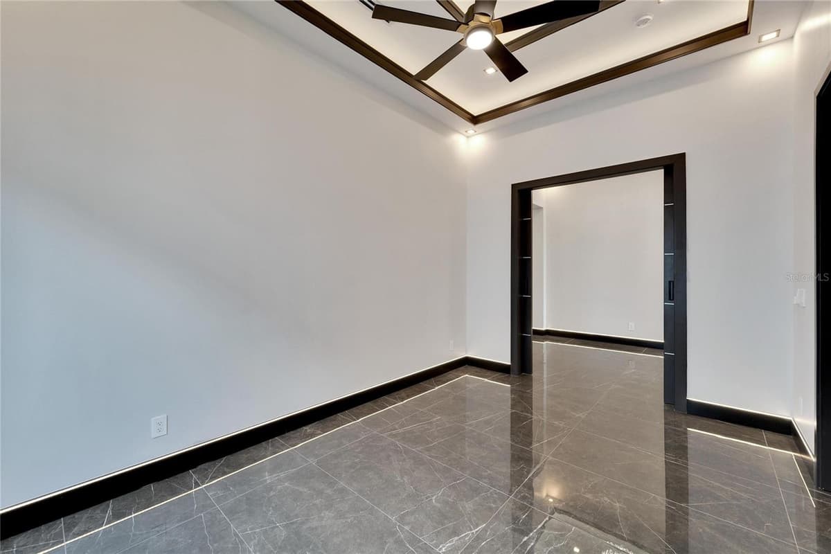 6540 SIMONE SHORES CIRCLE — photo 28 of 85