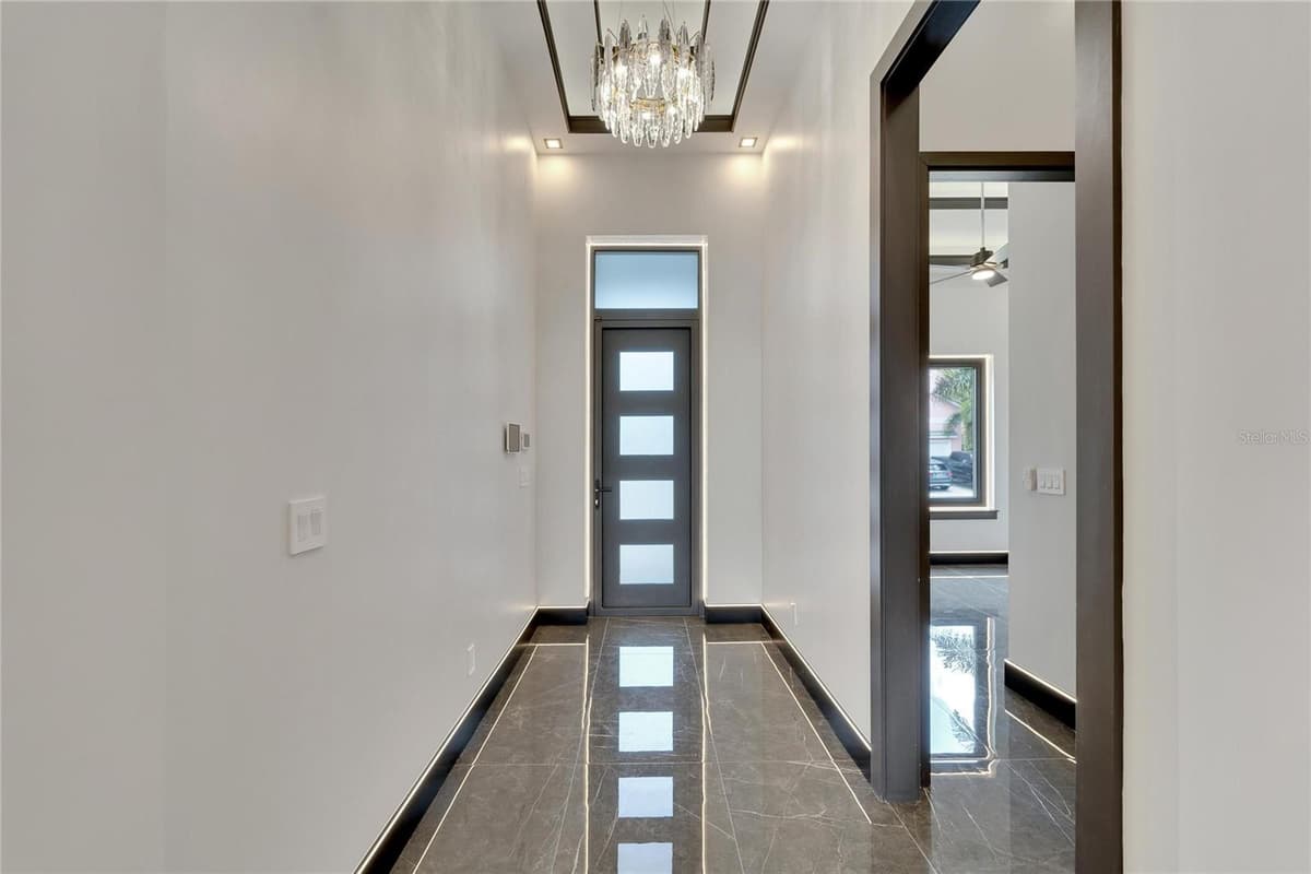 6540 SIMONE SHORES CIRCLE — photo 11 of 85
