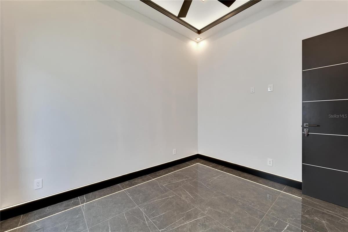 6540 SIMONE SHORES CIRCLE — photo 46 of 85