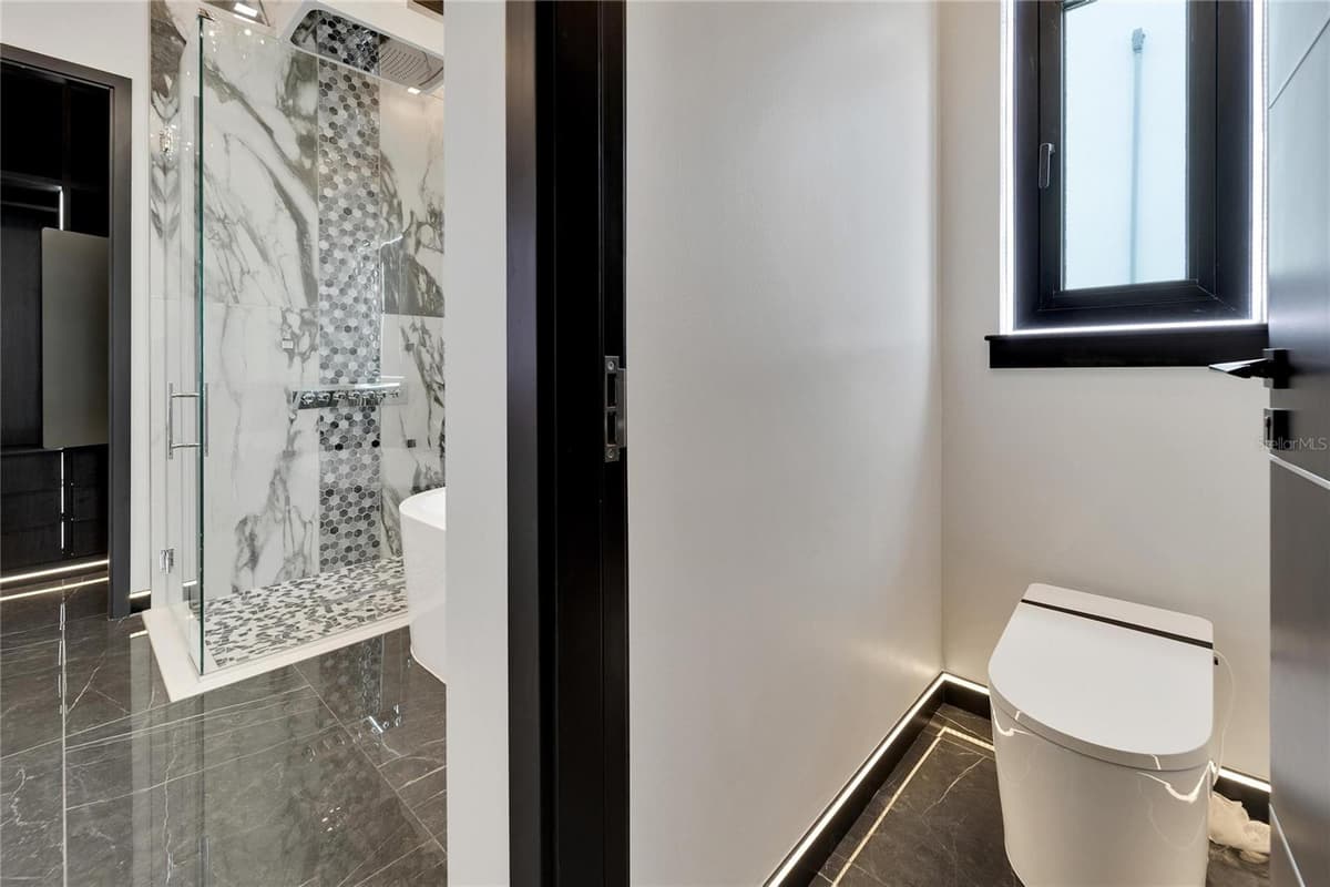 6540 SIMONE SHORES CIRCLE — photo 43 of 85