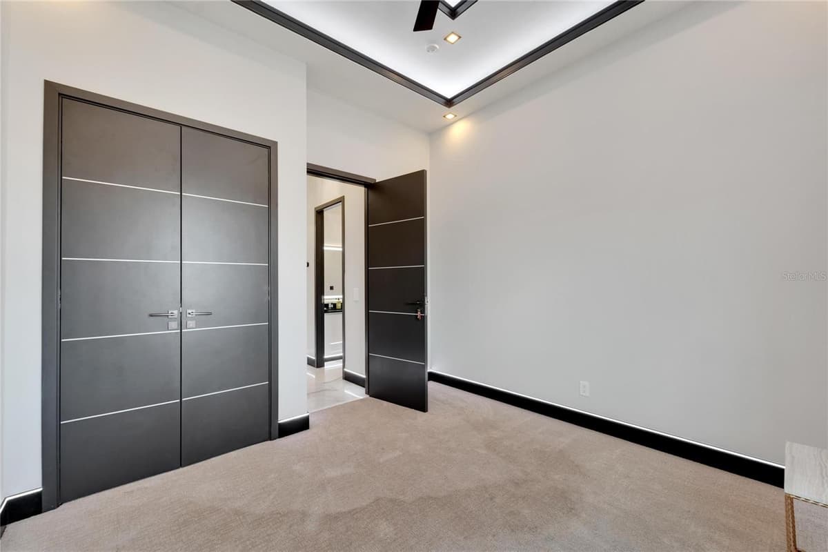 6542 SIMONE SHORES CIRCLE — photo 50 of 75